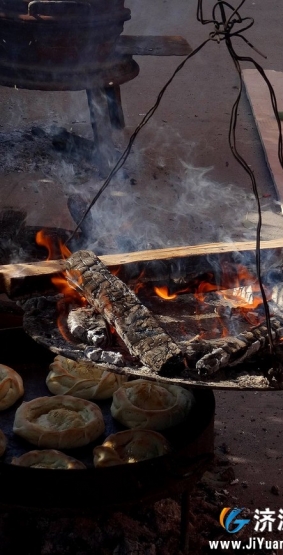邵原传统美食－炉馍