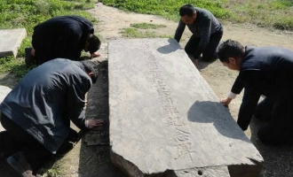 济源发现珍贵纪念碑：77年前473名队员与日军拼杀三昼夜后殉国 ...