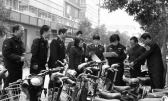 济源公安联合多部门清查电动自行车市场