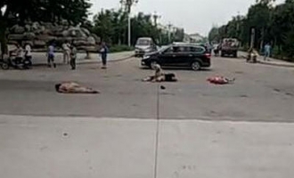 济源一面包车追尾摩托三轮车 致1死2伤