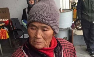 济源流浪老太拒绝救助 称不相信有这么好的人